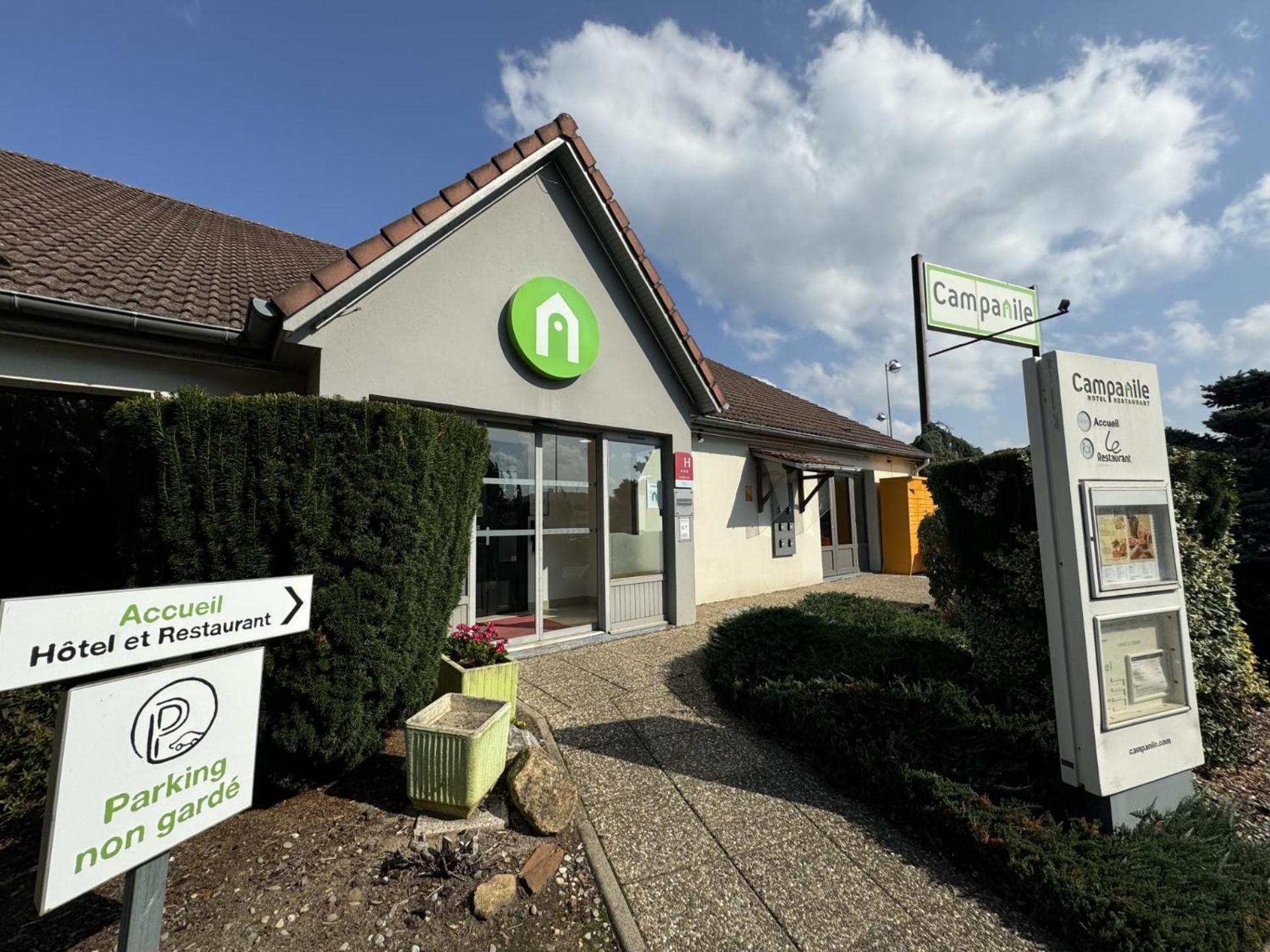 Hotel Campanile Saint-Avold Exterior foto